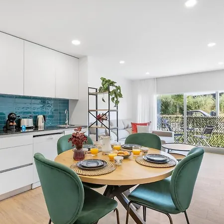 Apartment Sunny | Balcony & Pool