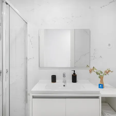 Sunny | Balcony & Pool Apartment Espinho (Aveiro)