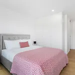 Apartment Sunny | Balcony & Pool *