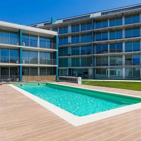 Sunny - Balcony & Pool אספיניו