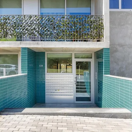 Sunny | Balcony & Pool شقة *