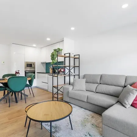 Sunny | Balcony & Pool