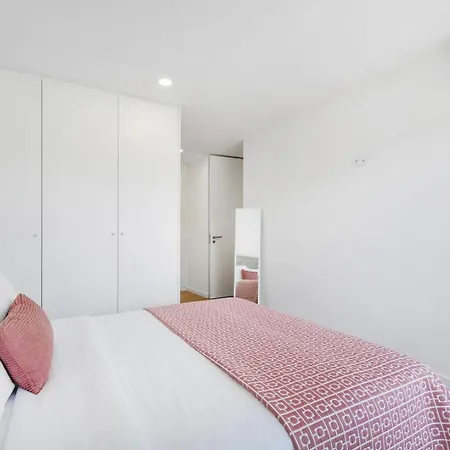 Sunny | Balcony & Pool *