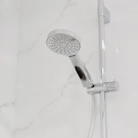 Sunny | Balcony & Pool شقة