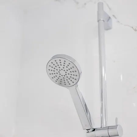 شقة Sunny | Balcony & Pool *