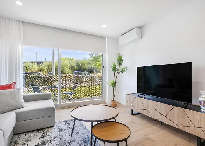 Sunny | Balcony & Pool