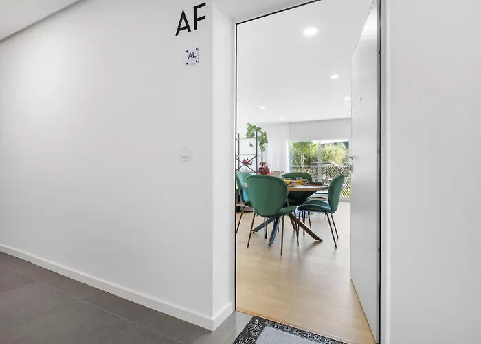 Sunny | Balcony & Pool