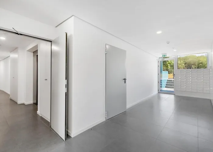 Sunny | Balcony & Pool