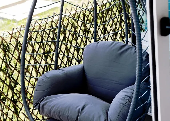 Sunny | Balcony & Pool Apartament