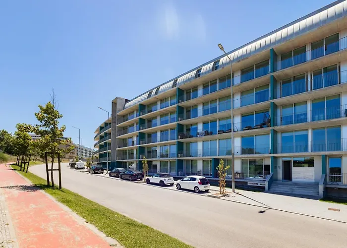Sunny | Balcony & Pool